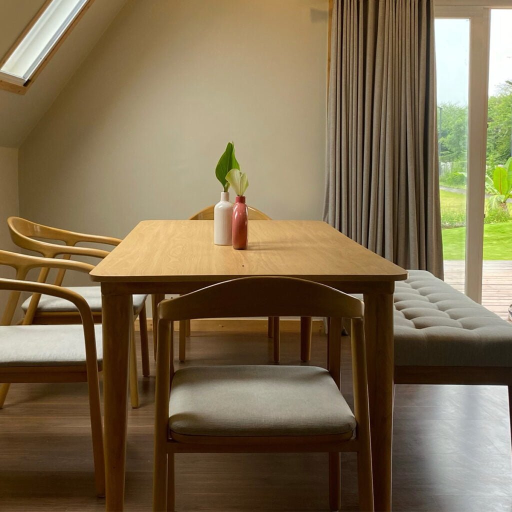 Nava Fables Dining Table