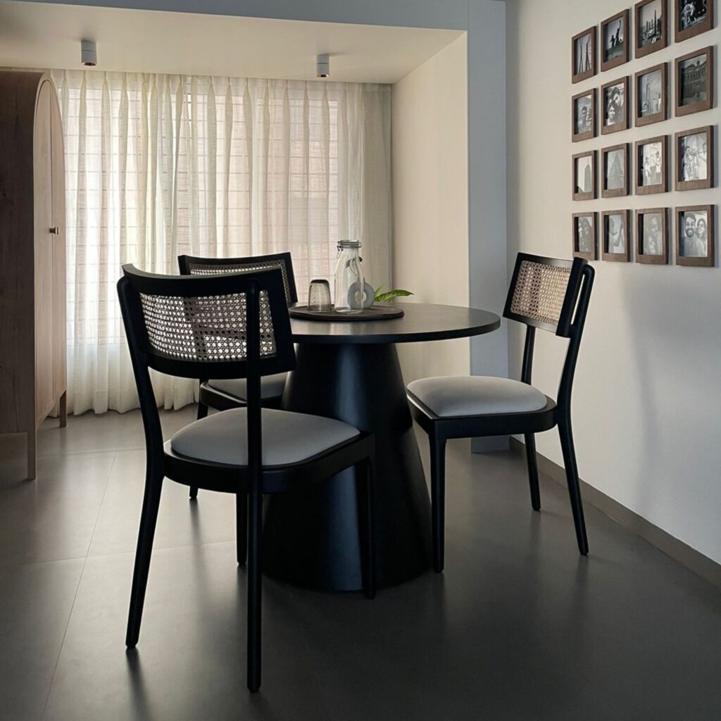 Vritti Dining Chair